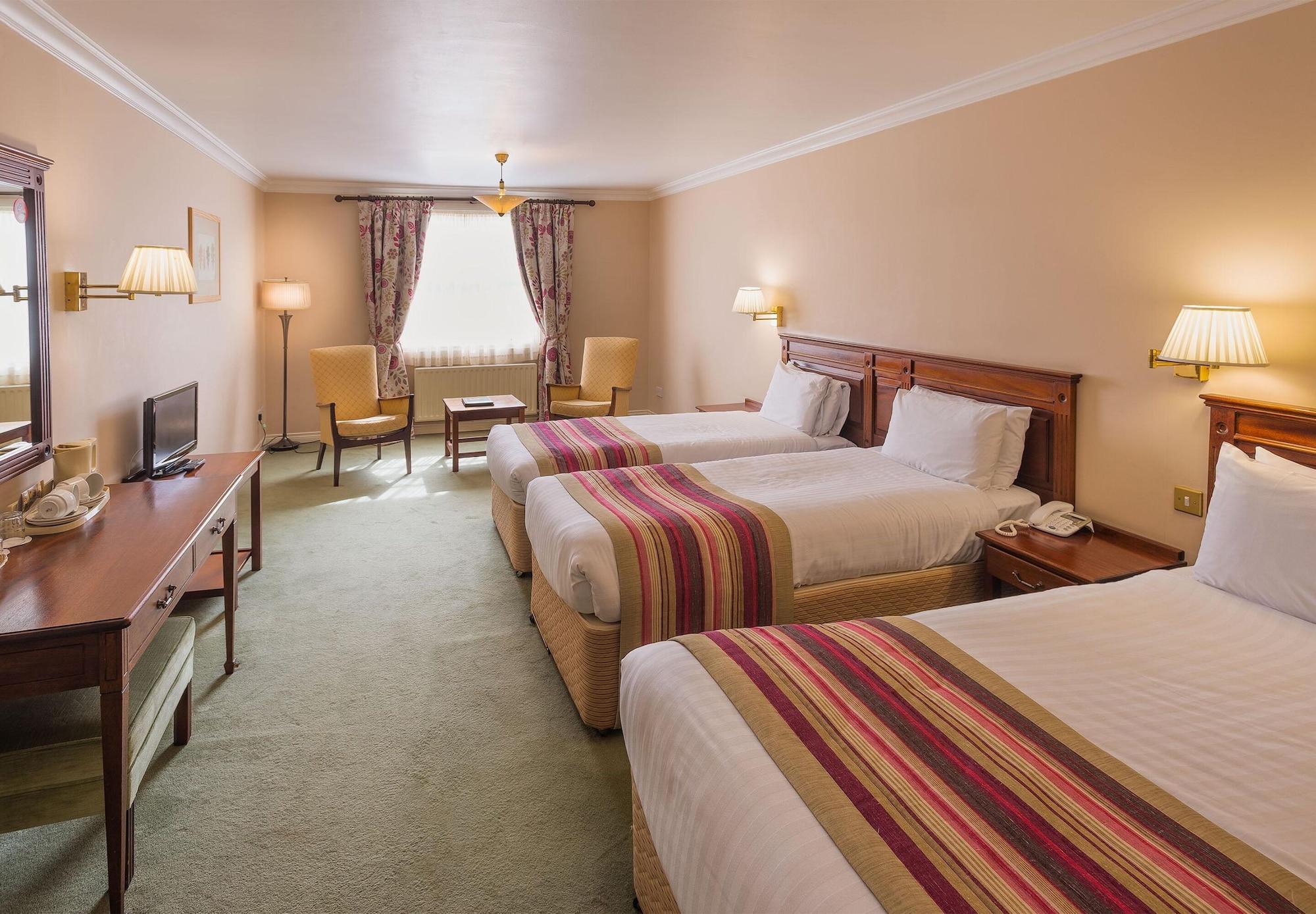 Londonderry Arms Hotel Carnlough Bagian luar foto