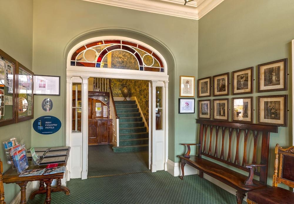 Londonderry Arms Hotel Carnlough Bagian luar foto
