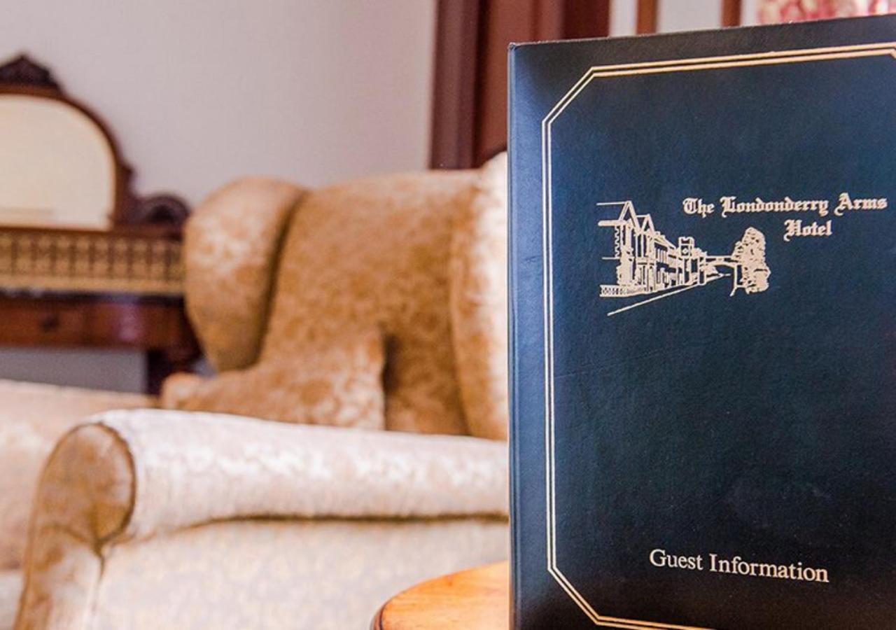 Londonderry Arms Hotel Carnlough Bagian luar foto